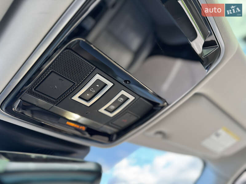 Внедорожник / Кроссовер Land Rover Range Rover Velar 2017 в Киеве фото 35 Внедорожник / Кроссовер Land Rover Range Rover Velar 2017 в Киеве