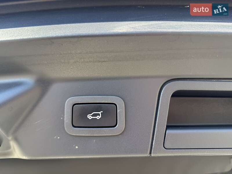 Внедорожник / Кроссовер Land Rover Range Rover Velar 2021 в Киеве фото 30 Внедорожник / Кроссовер Land Rover Range Rover Velar 2021 в Киеве