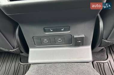 Позашляховик / Кросовер Land Rover Range Rover Velar 2025 в  фото 36 Позашляховик / Кросовер Land Rover Range Rover Velar 2025 в