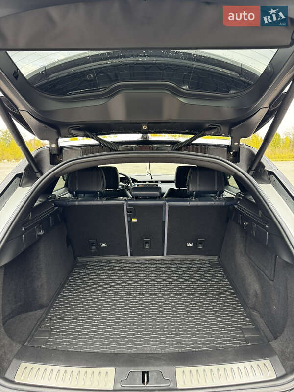 Позашляховик / Кросовер Land Rover Range Rover Velar 2017 в Рівному