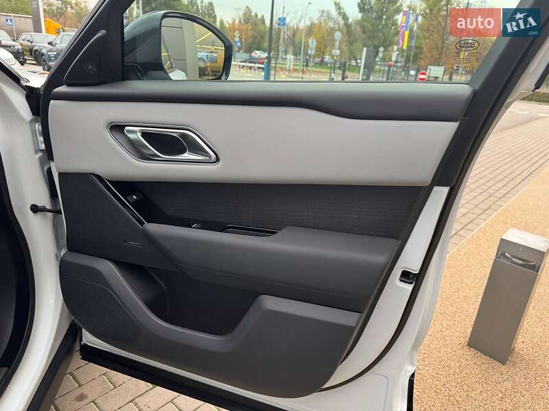 Внедорожник / Кроссовер Land Rover Range Rover Velar 2025 в Киеве фото 16 Внедорожник / Кроссовер Land Rover Range Rover Velar 2025 в Киеве