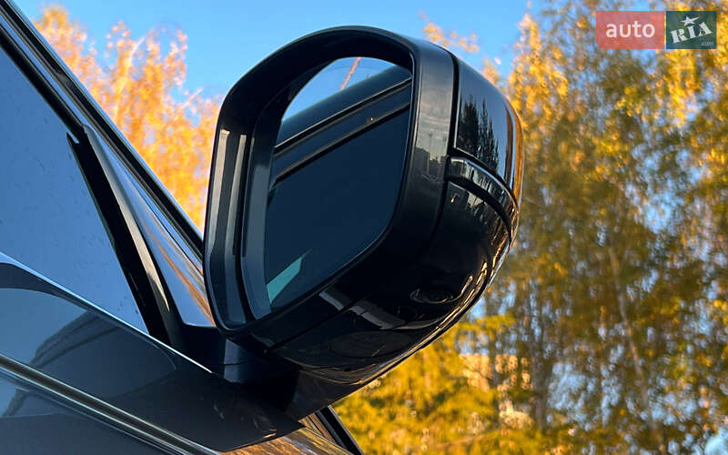 Внедорожник / Кроссовер Land Rover Range Rover Velar 2019 в Львове фото 26 Внедорожник / Кроссовер Land Rover Range Rover Velar 2019 в Львове