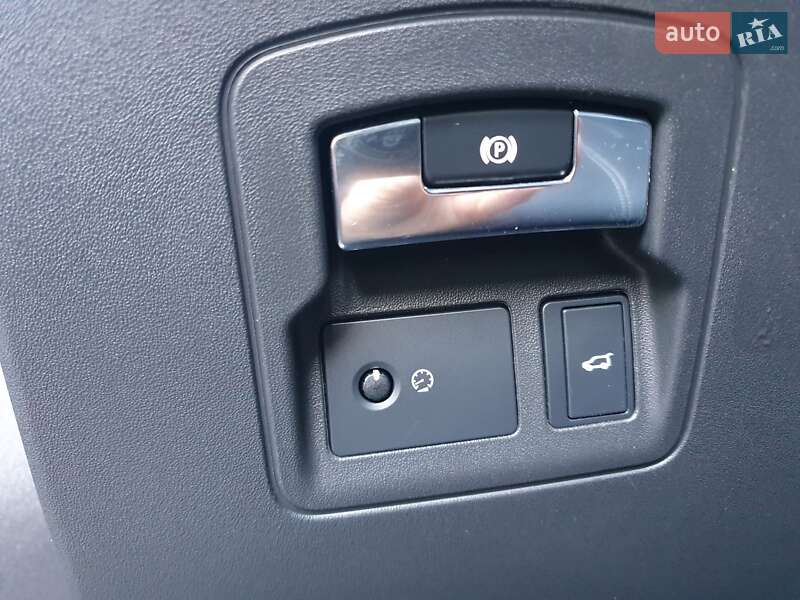 Позашляховик / Кросовер Land Rover Range Rover Velar 2017 в Києві