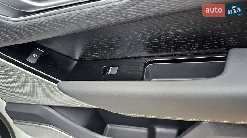 Внедорожник / Кроссовер Land Rover Range Rover Velar 2022 в Виннице