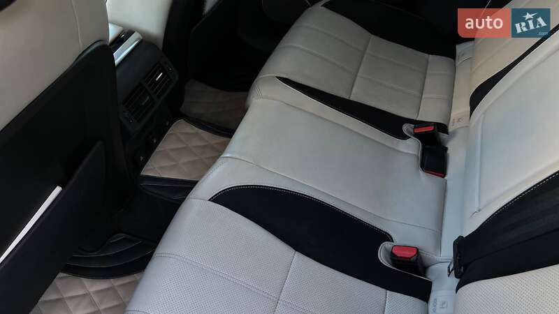 Внедорожник / Кроссовер Land Rover Range Rover Velar 2018 в Львове фото 36 Внедорожник / Кроссовер Land Rover Range Rover Velar 2018 в Львове