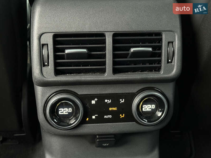 Позашляховик / Кросовер Land Rover Range Rover Velar 2018 в Дніпрі