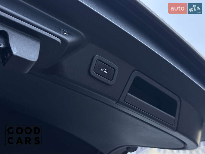 Внедорожник / Кроссовер Land Rover Range Rover Velar 2019 в Одессе