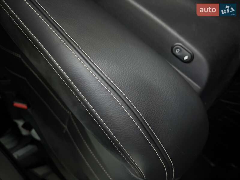 Позашляховик / Кросовер Land Rover Range Rover Velar 2018 в Києві