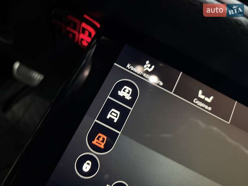 Позашляховик / Кросовер Land Rover Range Rover Velar 2018 в Києві