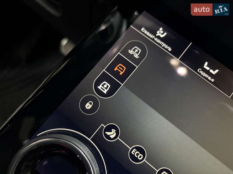 Позашляховик / Кросовер Land Rover Range Rover Velar 2018 в Києві