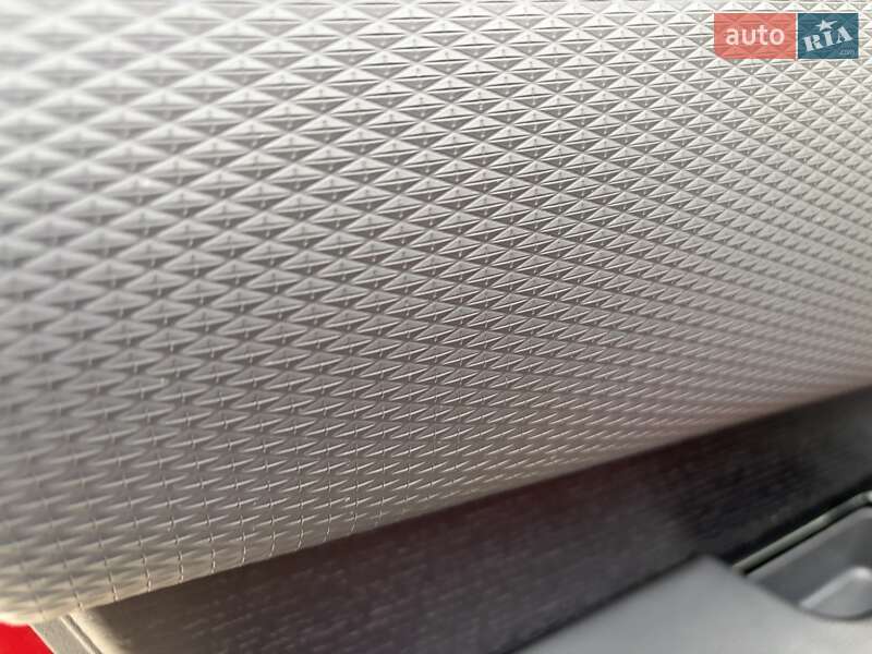 Позашляховик / Кросовер Land Rover Range Rover Velar 2019 в Києві