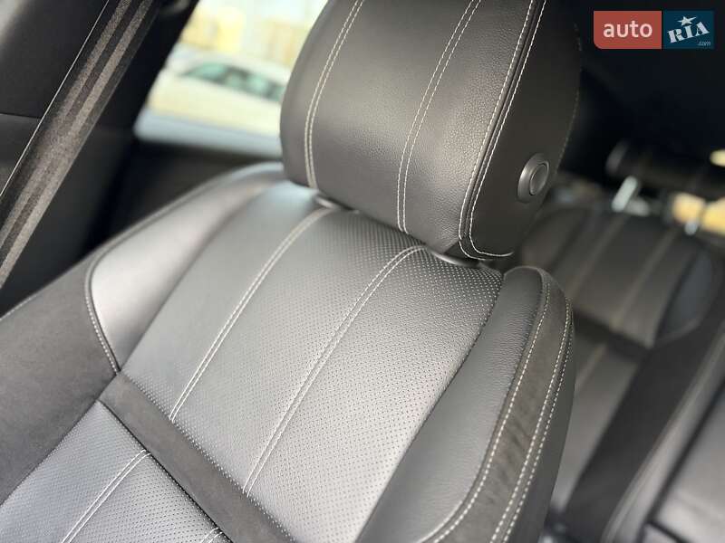 Позашляховик / Кросовер Land Rover Range Rover Velar 2019 в Києві