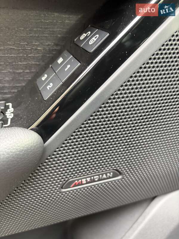 Позашляховик / Кросовер Land Rover Range Rover Velar 2018 в Києві