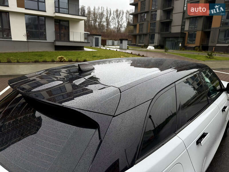 Позашляховик / Кросовер Land Rover Range Rover Velar 2017 в Києві фото 43 Позашляховик / Кросовер Land Rover Range Rover Velar 2017 в Києві