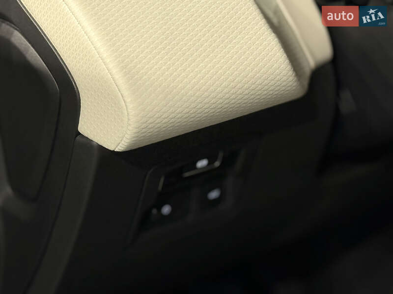 Позашляховик / Кросовер Land Rover Range Rover Velar 2020 в Одесі