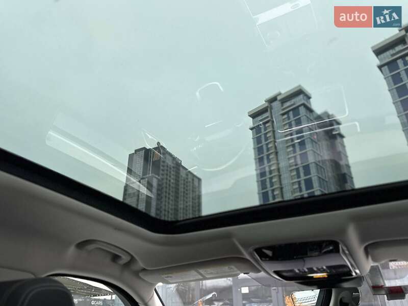 Внедорожник / Кроссовер Land Rover Range Rover Velar 2018 в Киеве