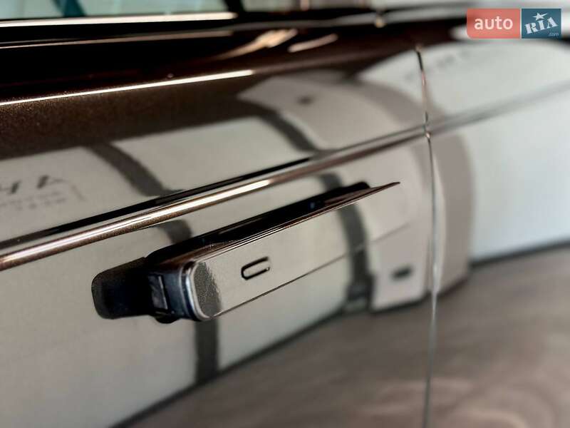 Позашляховик / Кросовер Land Rover Range Rover Velar 2022 в Львові