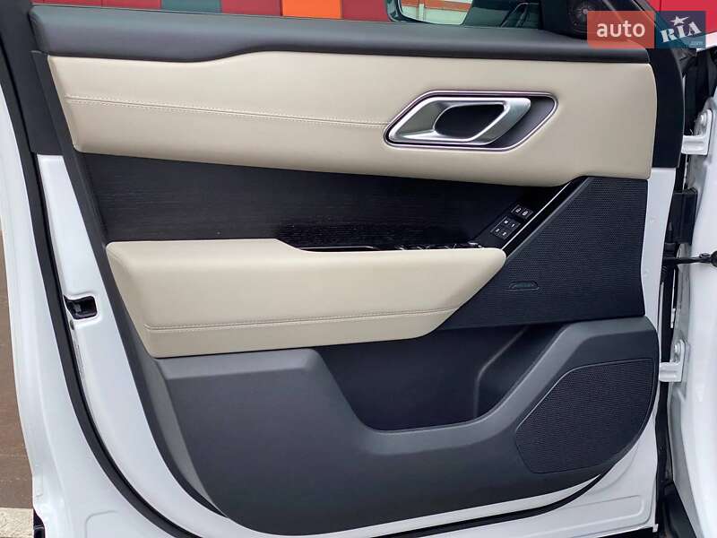 Внедорожник / Кроссовер Land Rover Range Rover Velar 2022 в Киеве