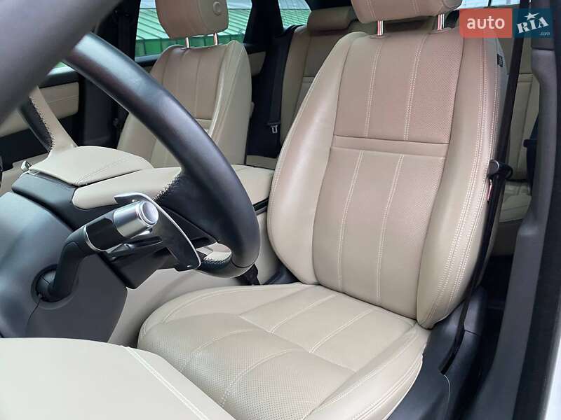 Внедорожник / Кроссовер Land Rover Range Rover Velar 2022 в Киеве