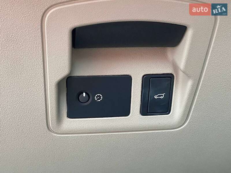 Внедорожник / Кроссовер Land Rover Range Rover Velar 2022 в Киеве