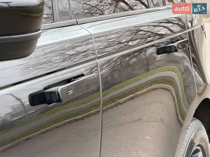 Позашляховик / Кросовер Land Rover Range Rover Velar 2017 в Кривому Розі