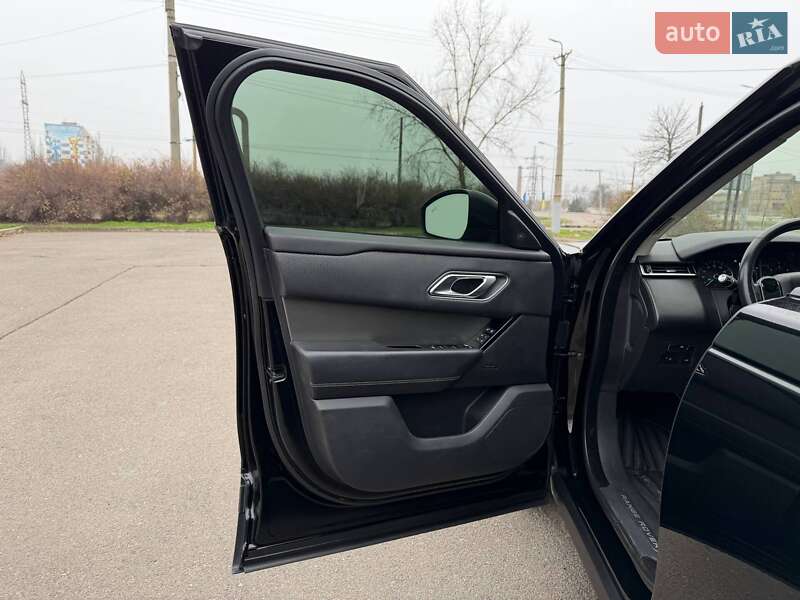 Позашляховик / Кросовер Land Rover Range Rover Velar 2017 в Кривому Розі