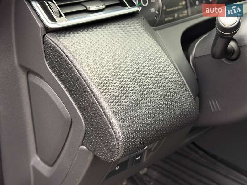 Позашляховик / Кросовер Land Rover Range Rover Velar 2017 в Кривому Розі