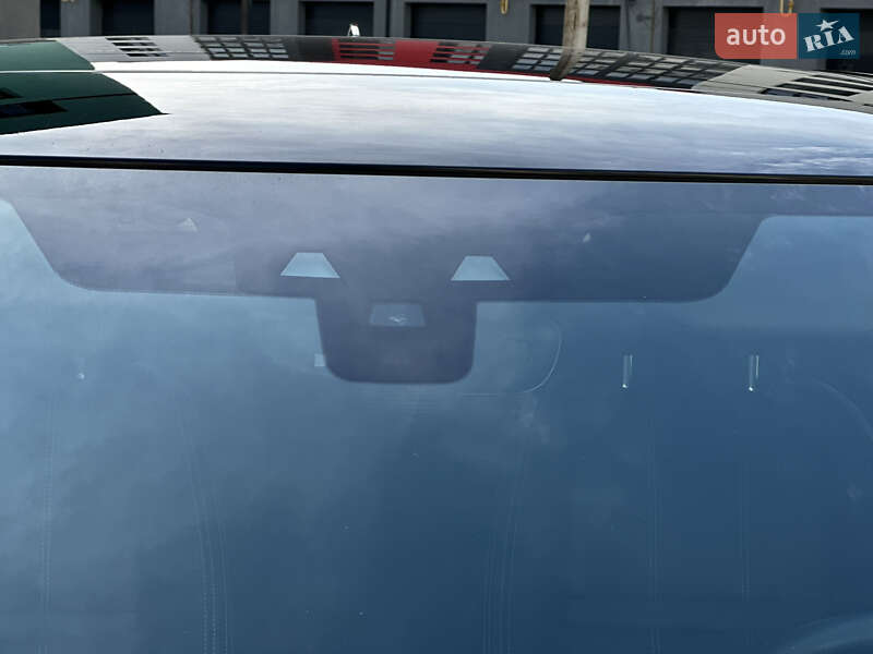 Внедорожник / Кроссовер Land Rover Range Rover Velar 2018 в Ивано-Франковске фото 16 Внедорожник / Кроссовер Land Rover Range Rover Velar 2018 в Ивано-Франковске