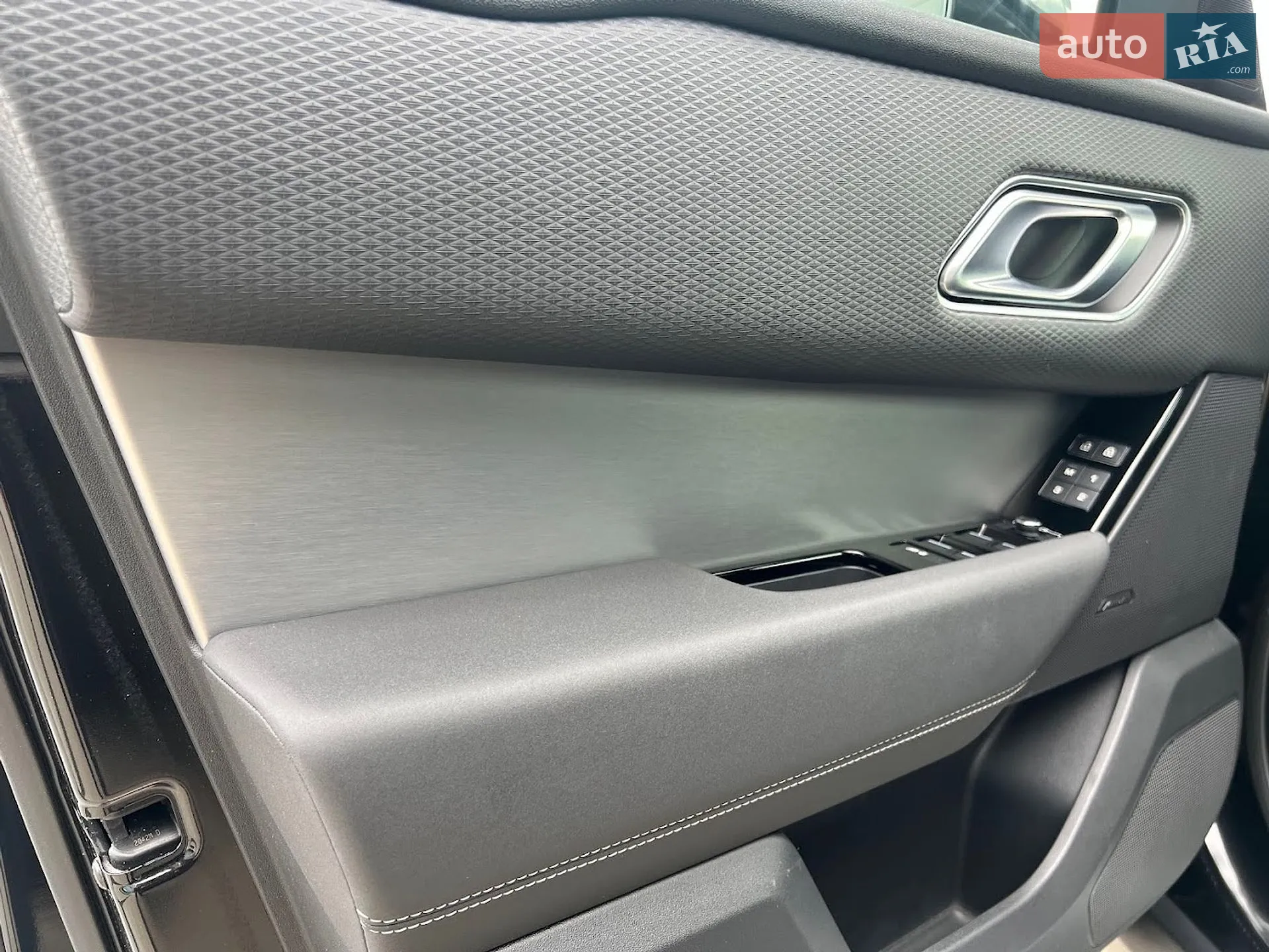 2022 Land Rover Range Rover Velar - мініатюра 12