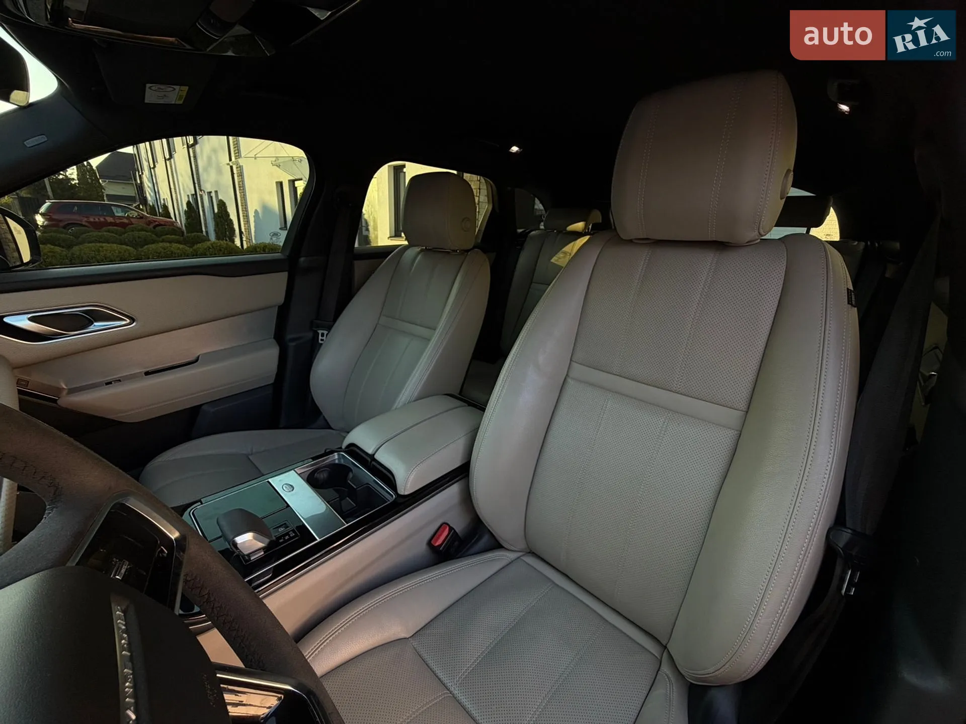 2021 Land Rover Range Rover Velar - мініатюра 10