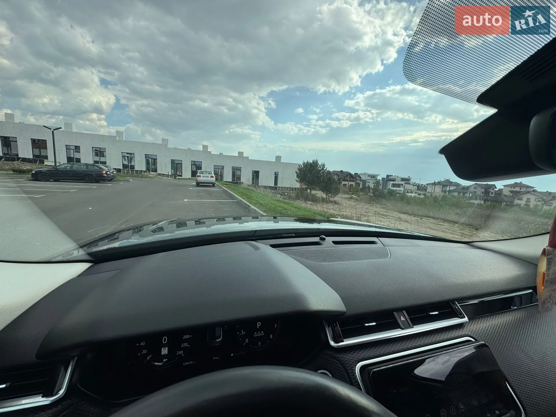 2019 Land Rover Range Rover Velar - мініатюра 47