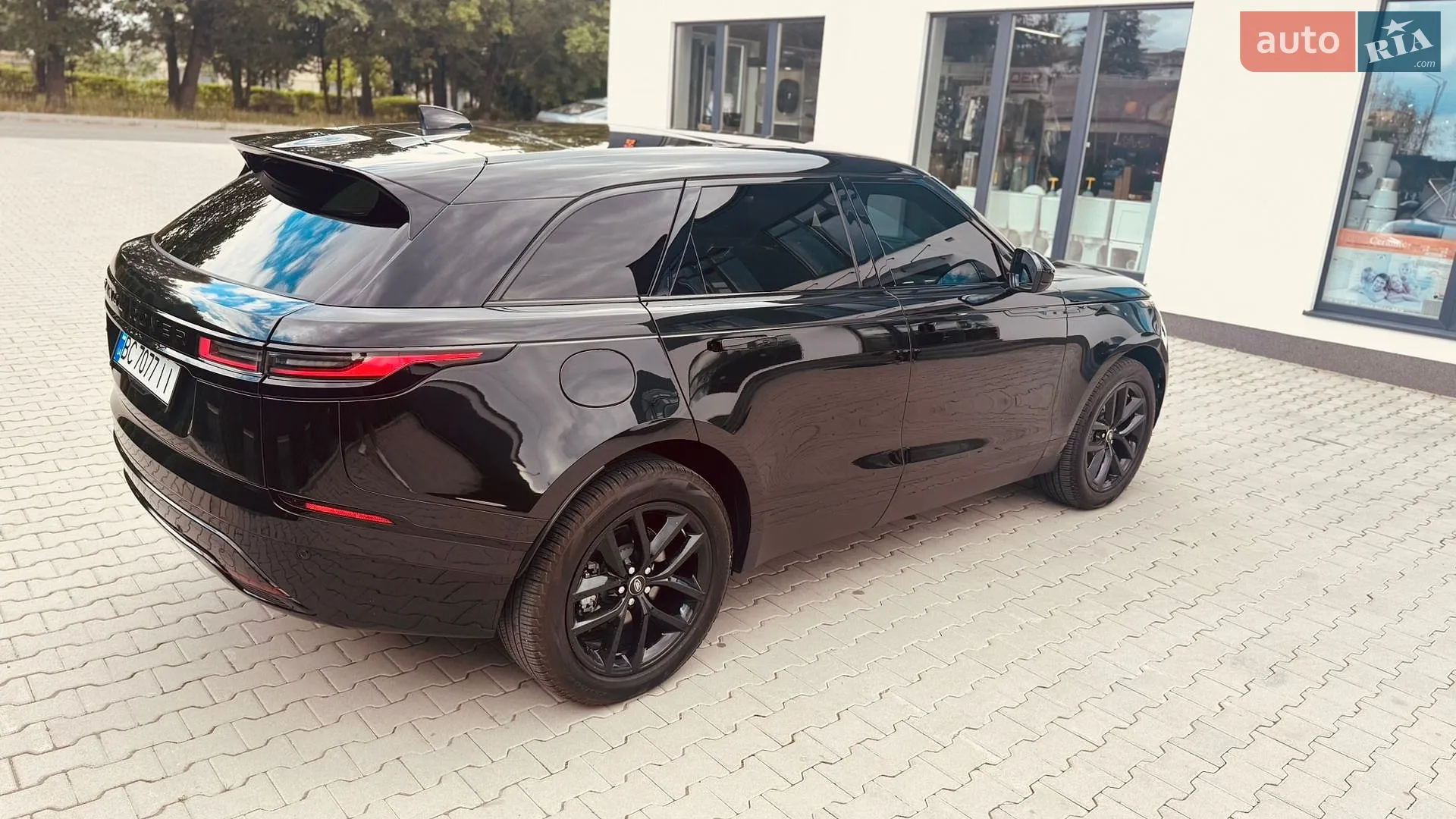 2025 Land Rover Range Rover Velar - мініатюра 19