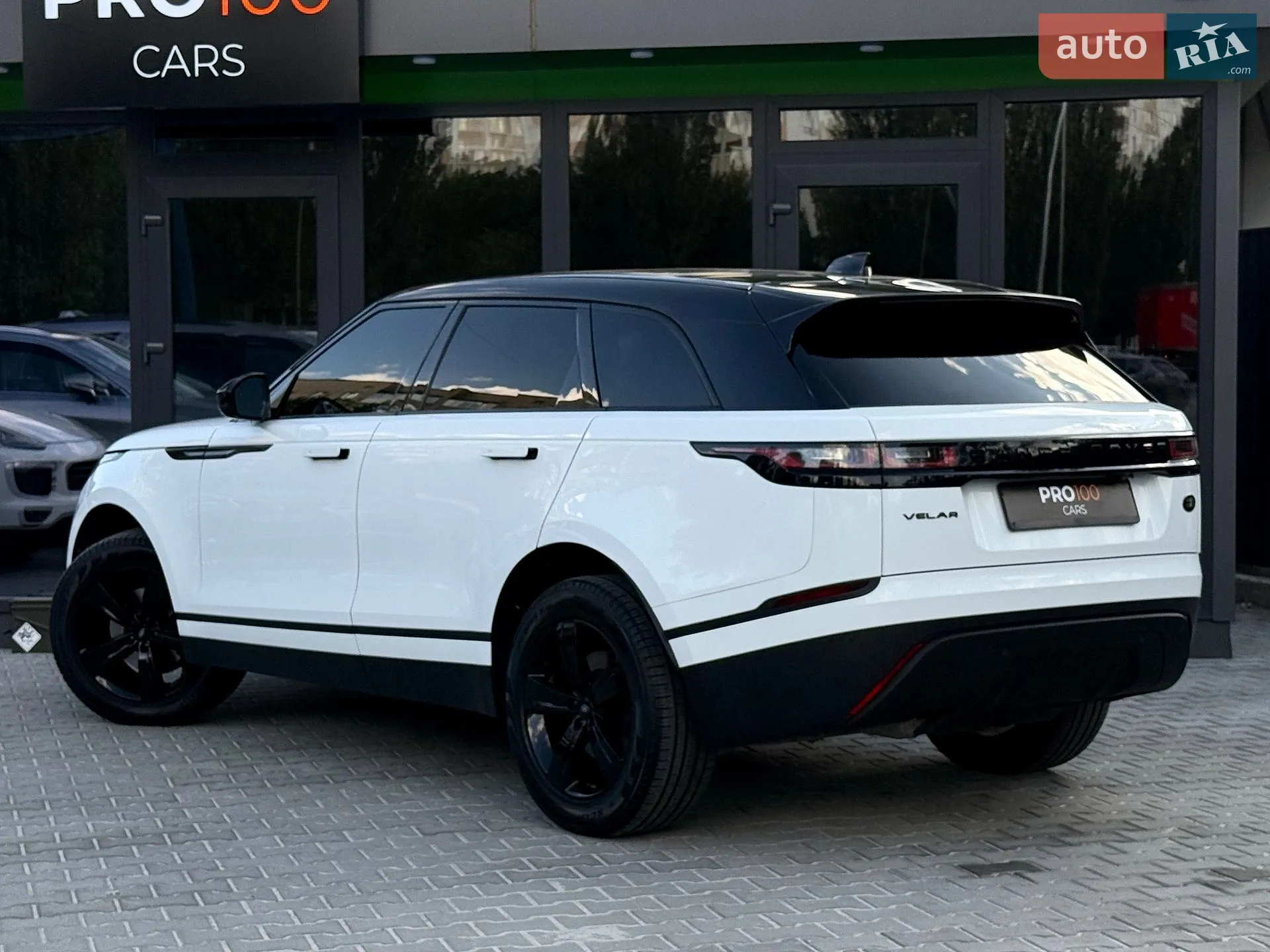 2017 Land Rover Range Rover Velar - мініатюра 12