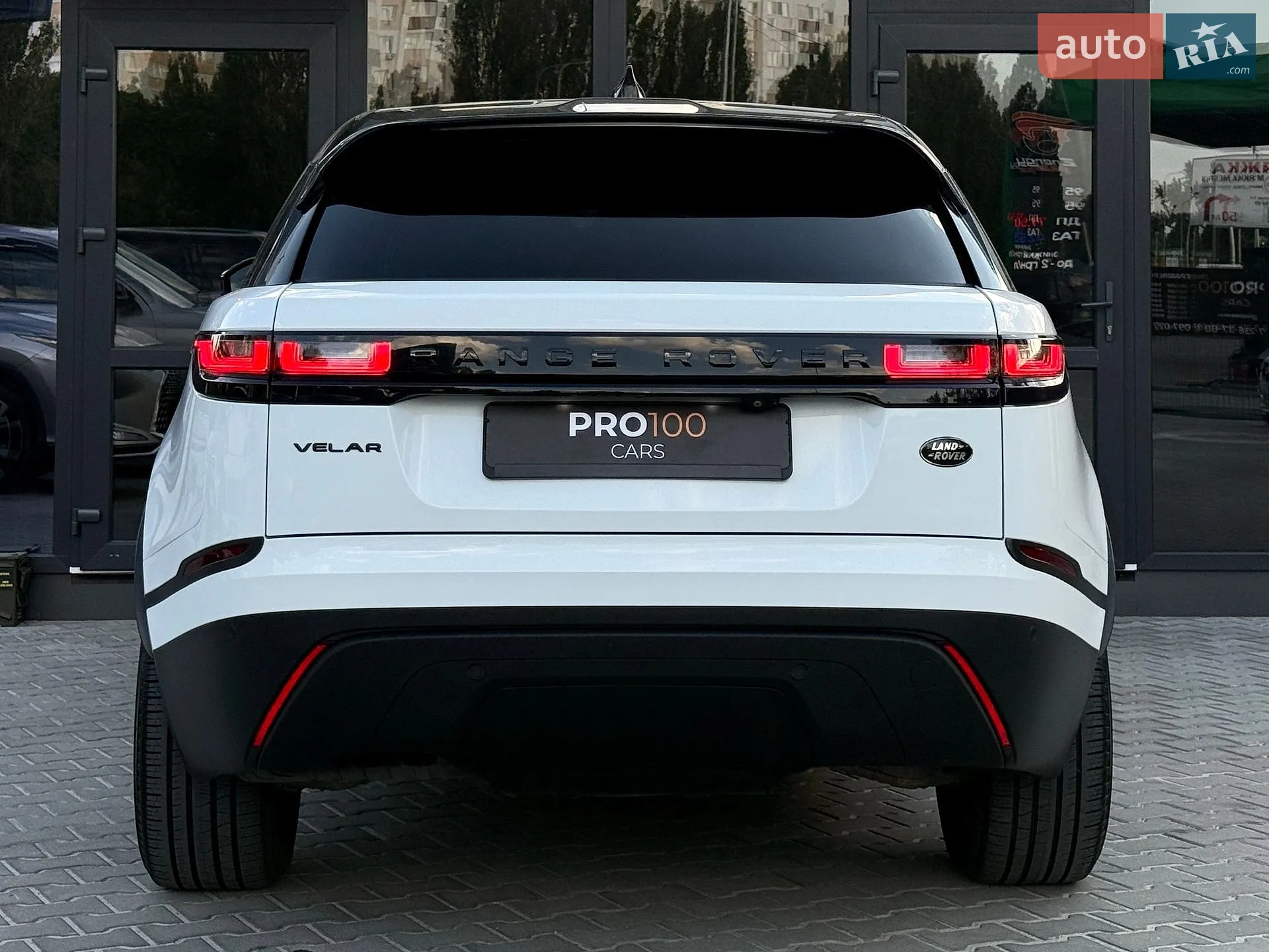 2017 Land Rover Range Rover Velar - мініатюра 13