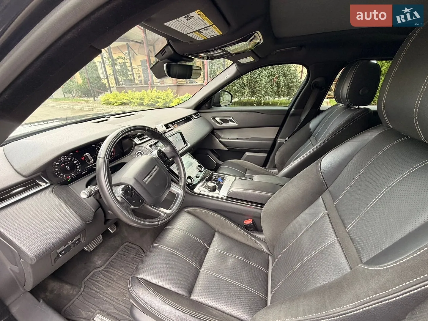 2019 Land Rover Range Rover Velar - мініатюра 14