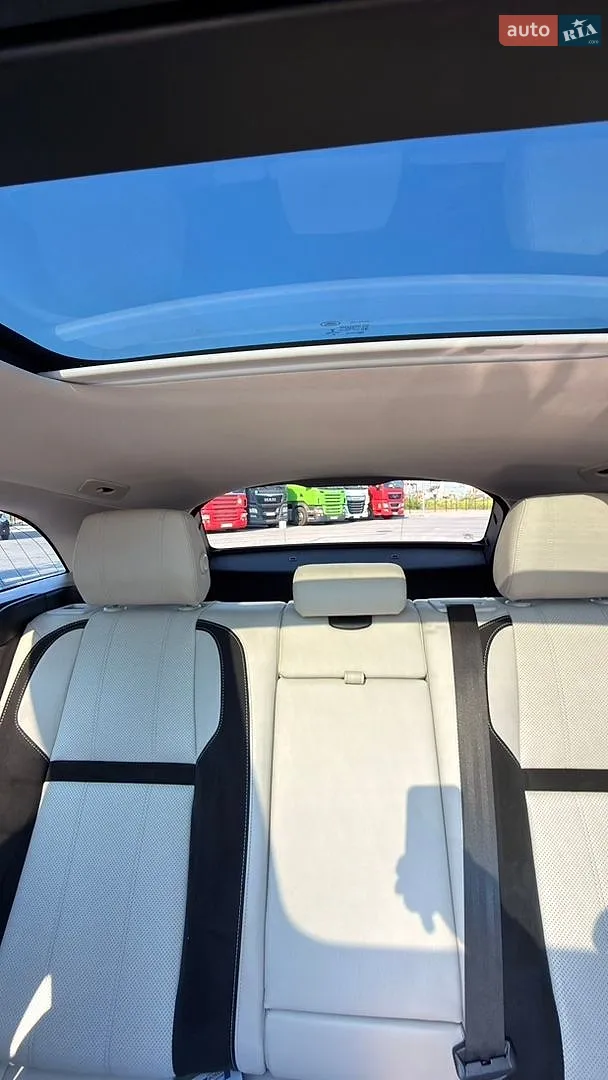 2019 Land Rover Range Rover Velar - мініатюра 30