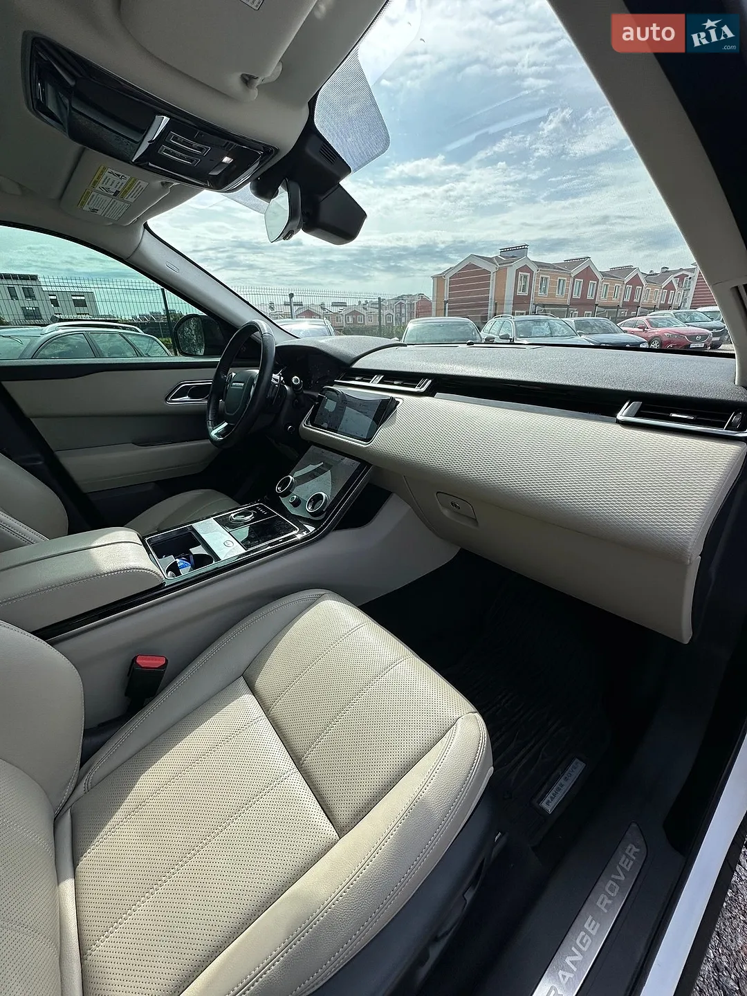 2018 Land Rover Range Rover Velar - мініатюра 23