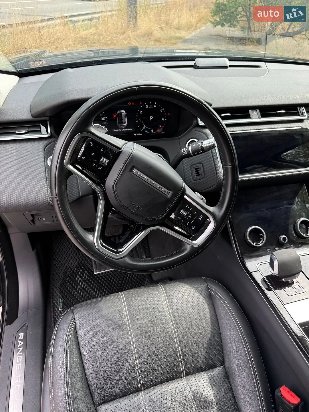 2022 Land Rover Range Rover Velar - мініатюра 26