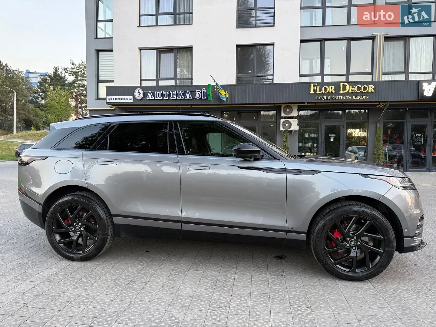 2019 Land Rover Range Rover Velar - мініатюра 12