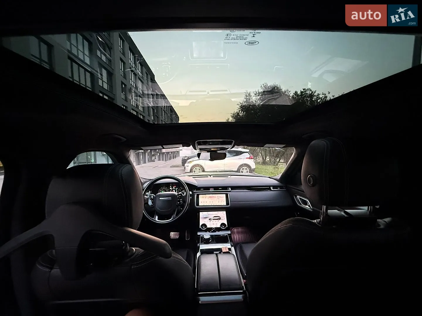 2019 Land Rover Range Rover Velar - мініатюра 47