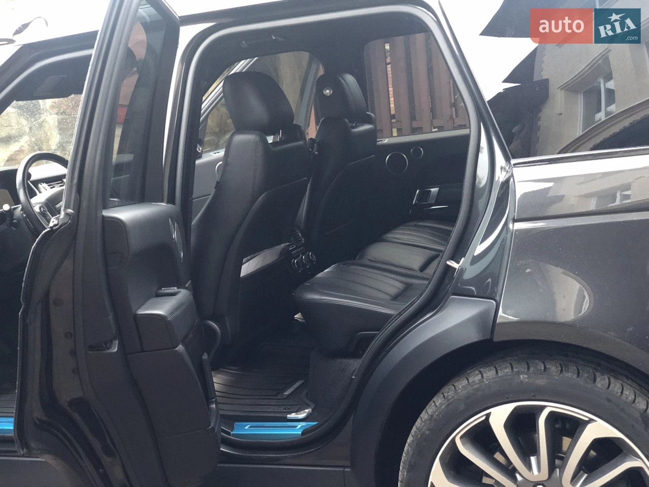2013 Land Rover Range Rover - мініатюра 12