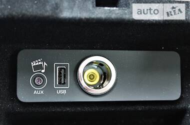 Позашляховик / Кросовер Land Rover Range Rover 2013 в 