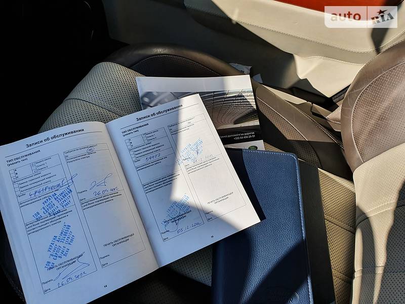 Внедорожник / Кроссовер Land Rover Range Rover 2010 в Киеве