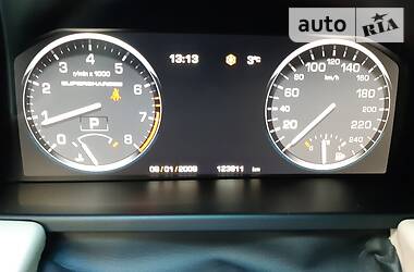 Позашляховик / Кросовер Land Rover Range Rover 2012 в 