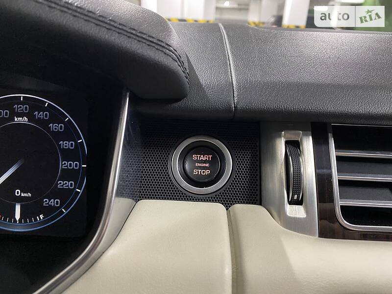 Позашляховик / Кросовер Land Rover Range Rover 2013 в Києві
