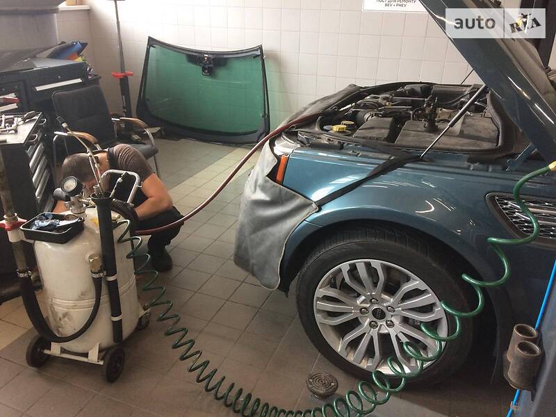 Внедорожник / Кроссовер Land Rover Range Rover 2011 в Запорожье