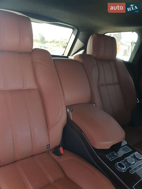 Внедорожник / Кроссовер Land Rover Range Rover 2016 в Черновцах