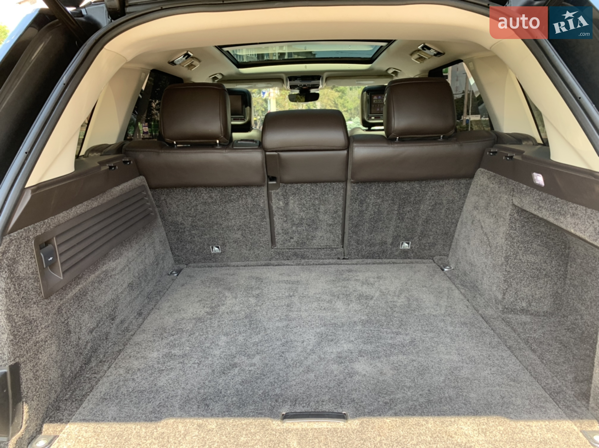 2018 Land Rover Range Rover - мініатюра 24