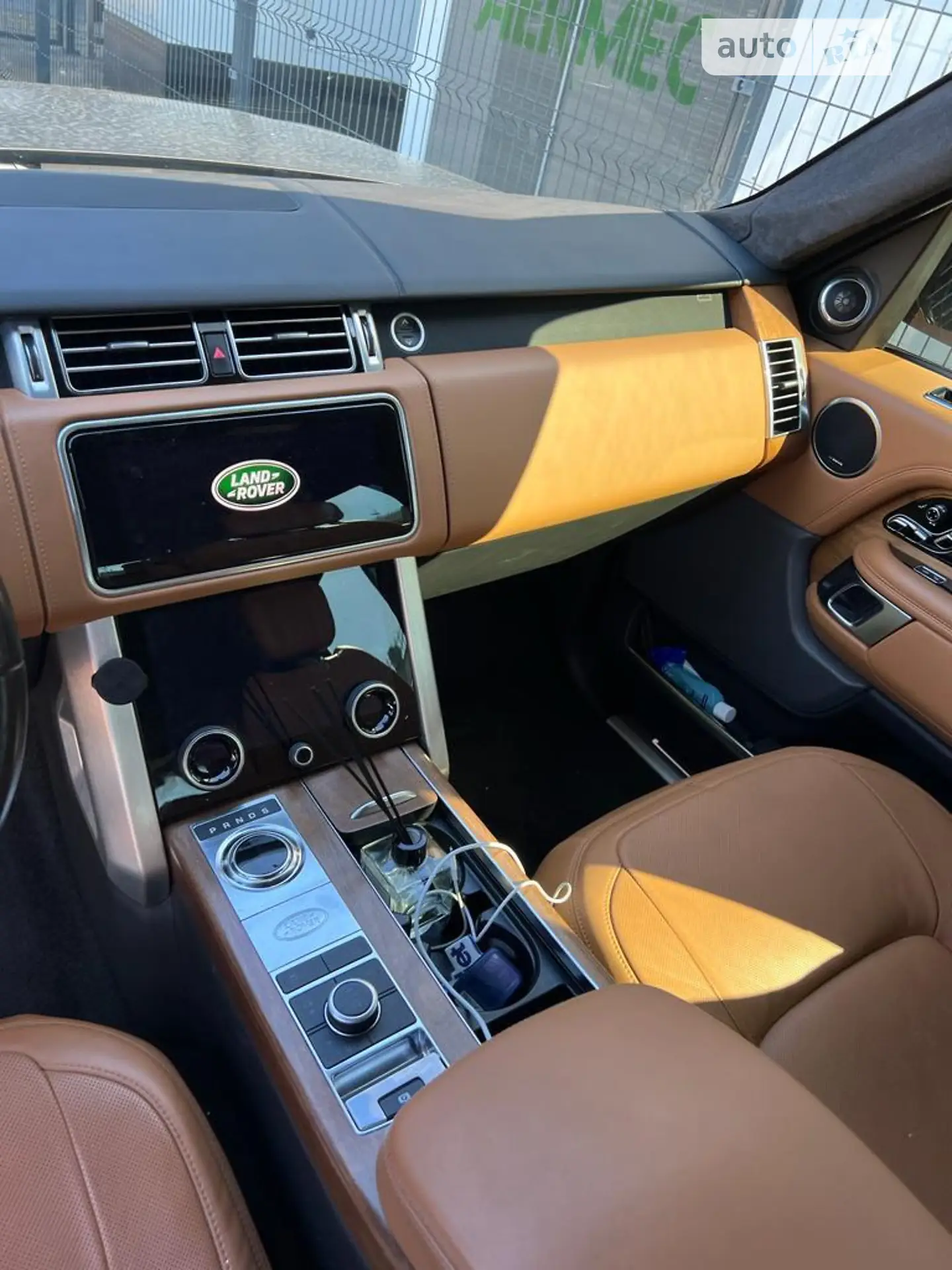 2018 Land Rover Range Rover - мініатюра 8
