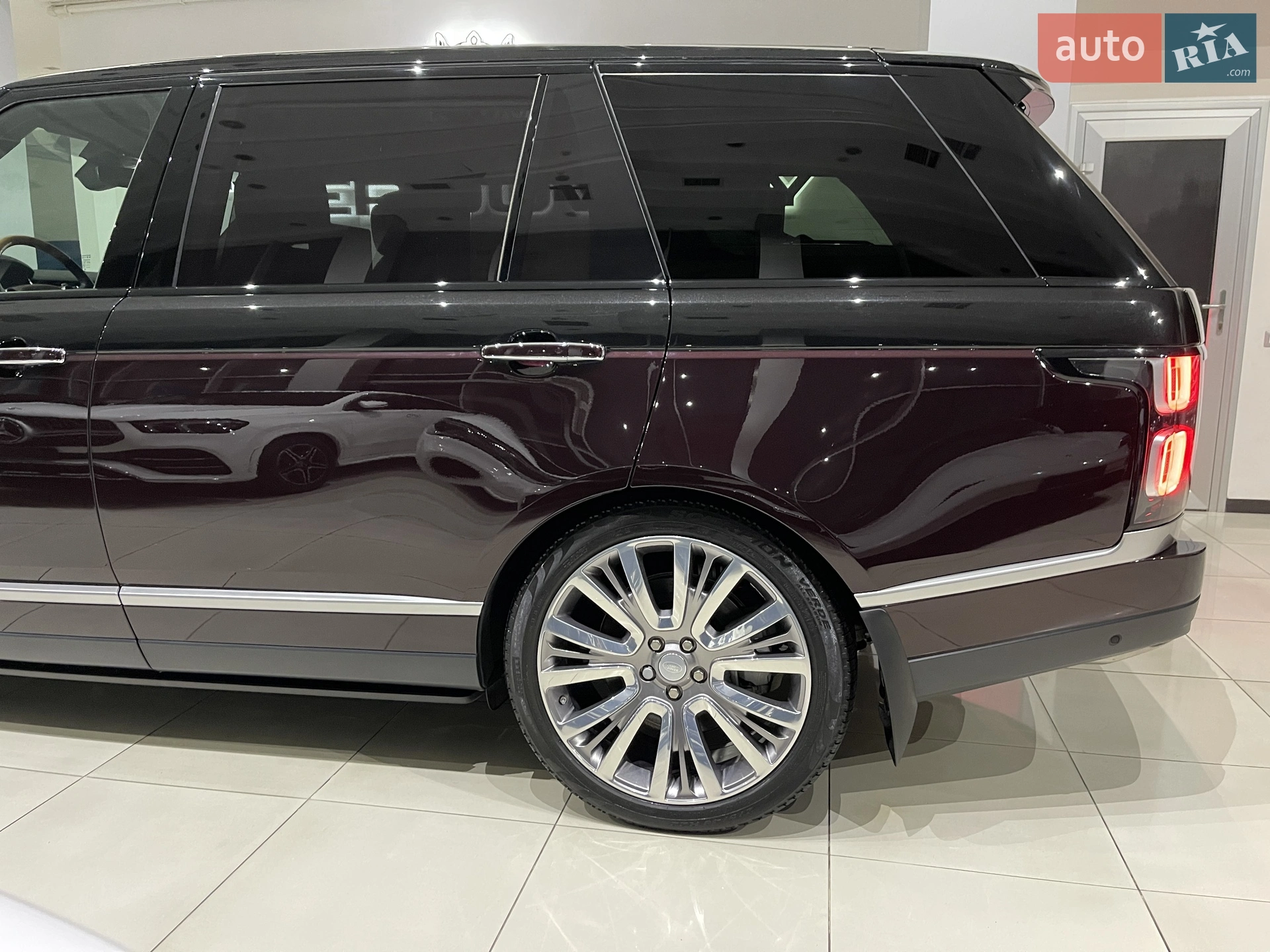 2020 Land Rover Range Rover - мініатюра 32
